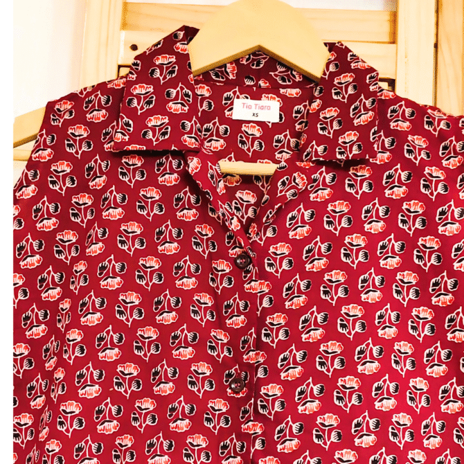 Sleeveless Cotton Shirt - Image 12
